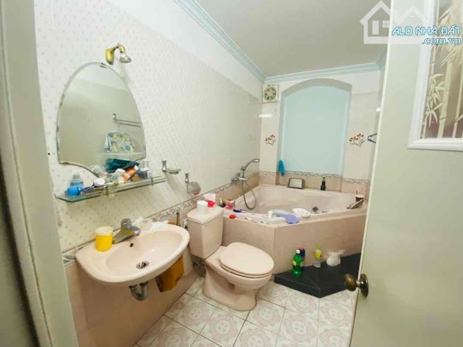 NHÀ MẶT TIỀN KINH DOANH  RỘNG - GẦN SÔNG HÀN MÁT MẺ - ĐƯỜNG 30M, VỈA HÈ RỘNG - 7