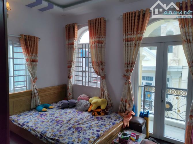 Nhà 5 tầng 4,3x13 gồm 4PN 5WC Quang Trung GV chỉ 6,8 tỷ - 8