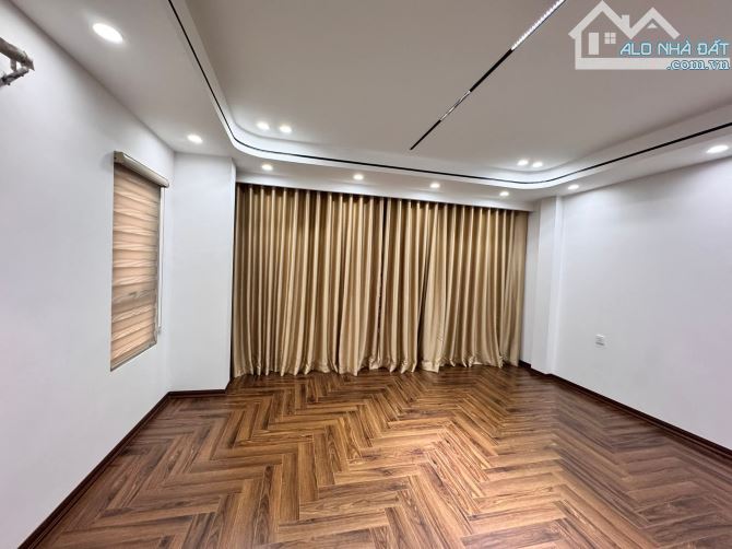 6 tầng thang máy mới mặt ngõ Trần Duy Hưng, kdoanh tốt, gần Phố, oto, 50m2. Giá 22.5 tỷ - 8