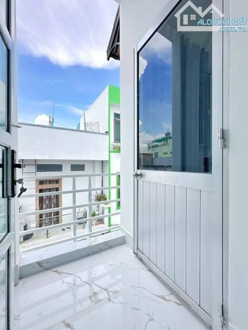 NHÀ 1 TRỆT 2 LẦU HẺM 182 TRẦN HƯNG ĐẠO - 8