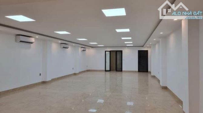 MẶT PHỐ QUAN HOA VỈA HÈ RỘNG TÒA VĂN PHÒNG 9 TẦNG THANG MÁY KINH DOANH ĐA THỂ LOẠI - 8