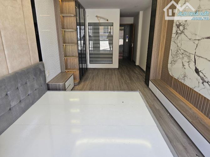 🏡 SIÊU PHẨM THẠCH BÀN 46M², 6 TẦNG, THANG MÁY, 3 NGỦ FULL NỘI THẤT – 8,89 TỶ - 8