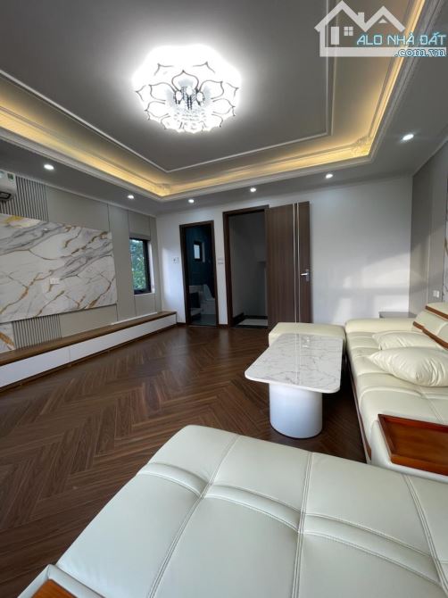 🏡 THẠCH BÀN – NGUYỄN VĂN LINH, 46M², 6 TẦNG, Ô TÔ TRÁNH,  KINH DOANH – 17,5 TỶ - 8