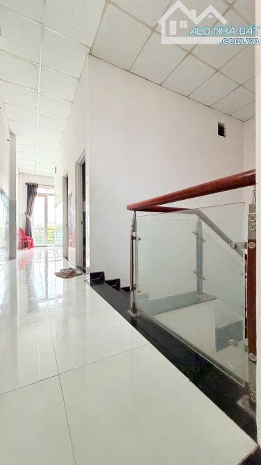 Bán nhà 1 trệt 1 lầu có 2 phòng trọ phía sau, P.An Phú Tp.Thuận An chỉ 3 tỷ 4 TL M7754 - 8
