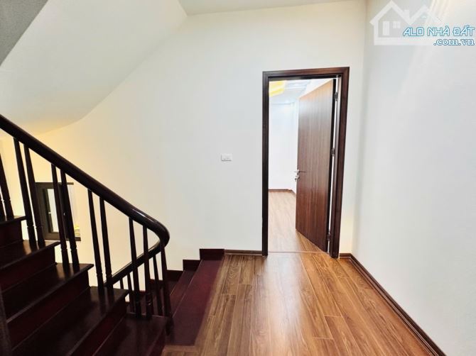 BÁN NHÀ PHỐ DƯƠNG QUẢNG HÀM – CẦU GIẤY – KINH DOANH – Ô TÔ TRÁNH – quang 20-21.5 TỶ 🔹 Diệ - 8