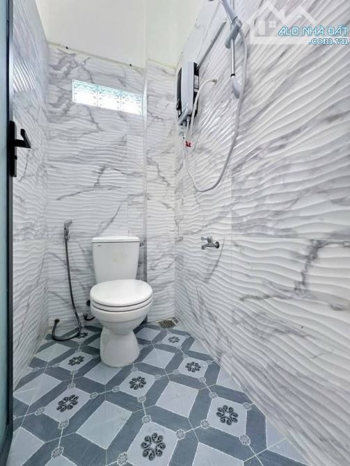 NHÀ 1 TRỆT 2 LẦU HẺM 182 TRẦN HƯNG ĐẠO - 9