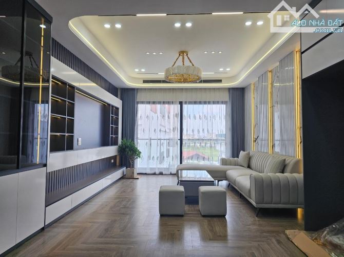 🚀 THẠCH BÀN 52M², 7 TẦNG, Ô TÔ VÀO NHÀ, 5 NGỦ, FULL NỘI THẤT – 13,5 TỶ - 9