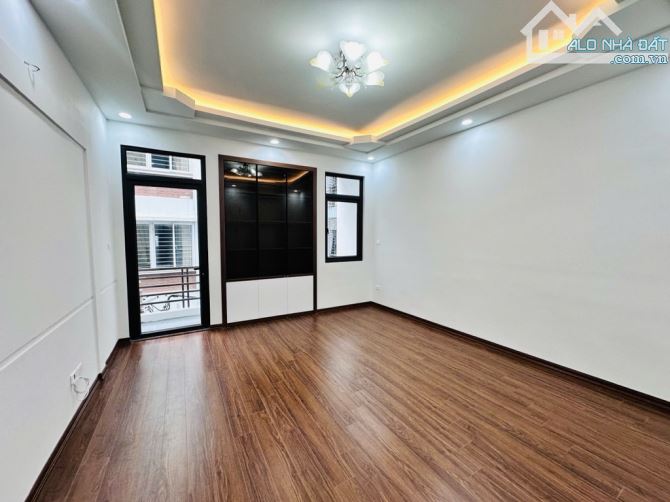 BÁN NHÀ PHỐ DƯƠNG QUẢNG HÀM – CẦU GIẤY – KINH DOANH – Ô TÔ TRÁNH – quang 20-21.5 TỶ 🔹 Diệ - 9