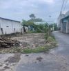 Bán lô góc 3 mặt tiền trung tâm Thạnh Phú, sổ riêng thổ cư, giá chỉ 1.15 tỷ