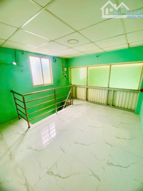 HOT, CẦN BÁN GẤP MẶT TIỀN ĐƯỜNG Ụ CÂY [P10, Q8] DT:25.7M2 (3.8 X6) 2PN, 1 WC CHỈ 2.5 TỶ