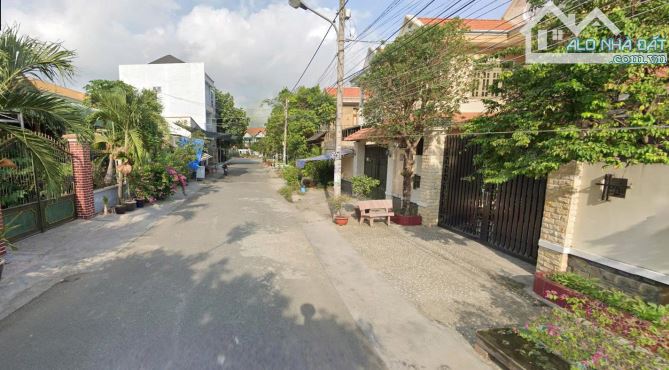Bán lô đất đẹp nằm trong khu toàn Biêt Thự tại Bửu Long, Biên Hòa, 60m2, giá 2 tỷ 400.