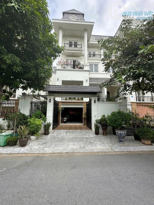 SIÊU HIẾM GIÁ CHỈ 140TR/M2 GIÁ rẻ hơn đất nền bên ngoài. Rẻ nhất thị trường bđs phía tây