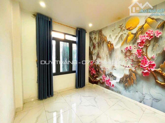 Bán nhà 3 tầng sạch đep ,ngõ to gần ngay đèn xanh đỏ Ngô Gia Tự - Văn Cao. Hải Phòng. SĐCC