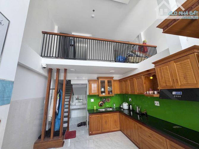 🌟 TÒA CĂN HỘ 5 TẦNG 18 PHÒNG – FULL NỘI THẤT, THANG MÁY, PCCC – DÒNG TIỀN 50 TRIỆU/THÁNG