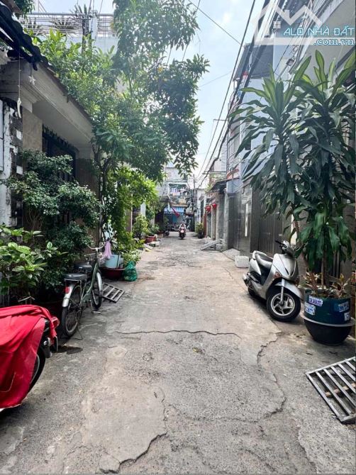 BÁN NHÀ ÔTÔ ĐỔ CỬA - 2 TẦNG - 46M2 - CHỢ XÓM MỚI GÒ VẤP - 4.15 TỶ