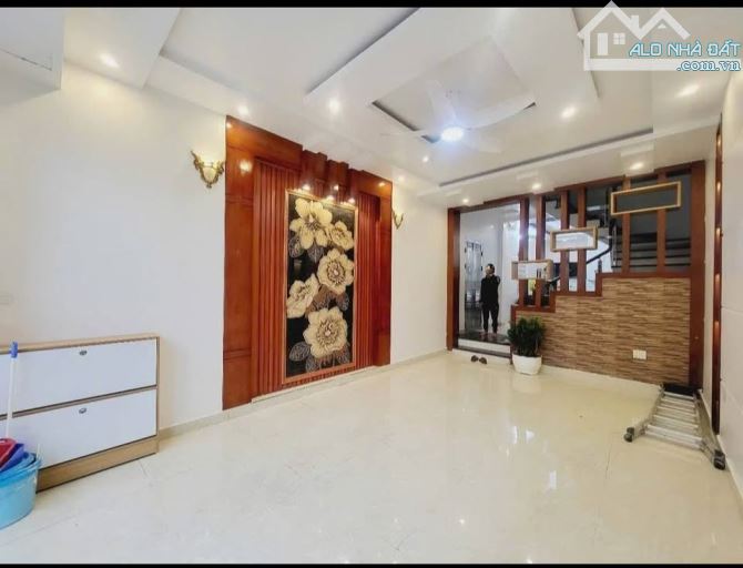 SIÊU HIẾM, HƠN 8 TỶ - 74M BÁN NHÀ DÂN XÂY CHỢ NGỌC THỤY, LONG BIÊN - NGÕ THÔNG, GẦN Ô TÔ