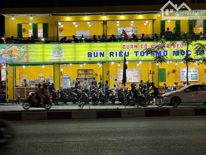 BÁN ĐẤT TẶNG NHÀ MẶT ĐƯỜNG HỒ SEN - quán BÚN RIÊU CUA TÓP MỠ 54 tỷ