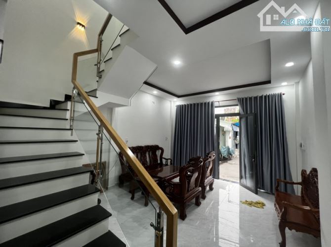 XEM NGAY !!! NHÀ 2 TẦNG BTCT MỚI ĐẸP, HXH, NGAY CẦU BÌNH LỢI, GIÁP BÌNH THẠNH - GÒ VẤP