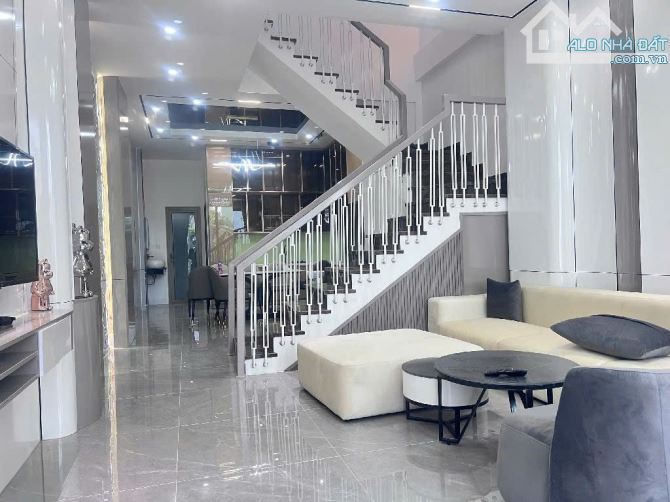 NGUYỄN THÚY, KINH DƯƠNG VƯƠNG, LIÊN CHIỂU, ĐÀ NẴNG, 86M2, 3 TẦNG, 4PN, NỘI THẤT Ở NGAY 7.8