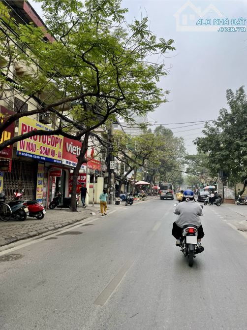 🏡Ô TÔ VÀO NHÀ-LÔ GÓC 3 MẶT -NGÕ Ô TÔ THÔNG-PHỐ TRẦN CUNG- CẦU GIẤY-NHÀ MỚI - THANG MÁY