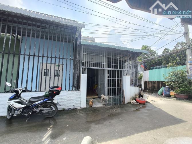 NHÀ CẤP 4 MỚI TINH LÔ GÓC THOÁNG MÁT– NGANG 5M NỞ HẬU 7M DÀI 18M – ĐÔNG THẠNH, HÓC MÔN – G