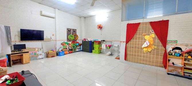 NHÀ CẤP 4 DT KHỦNG 180M2 GẦN NGAY UBND LINH ĐÔNG, LÝ TẾ XUYÊN