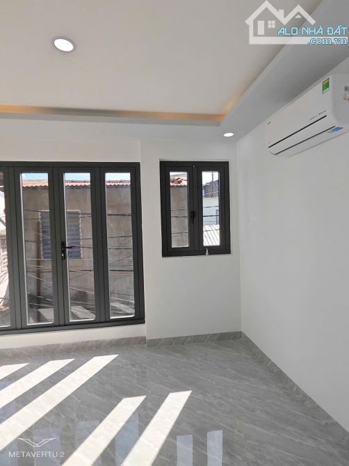 🏡 Bán nhà 2 tầng mới + nội thất, trung tâm Nha Trang