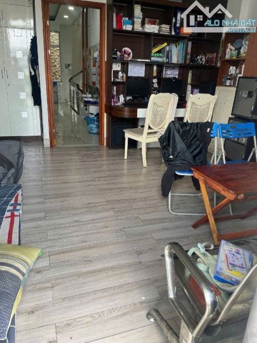 MTKD Âu Cơ Q.Tân Phú - 120m2 ( 6mx20m ) - 4 Lầu - Dòng Tiền 20tr - Vừa Ở Vừa KD