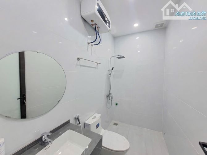 Chính chủ gửi bán nhà 3 tầng độc lập tại đường Bùi Thị Từ Nhiên- Đông Hải – Hải Phòng .