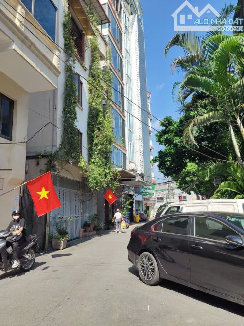 Bán nhà kinh doanh Nguyễn khánh Toàn, 25 Tỷ, 90m, mặt tiền 8m, 6 tầng thang máy, ô tô trán