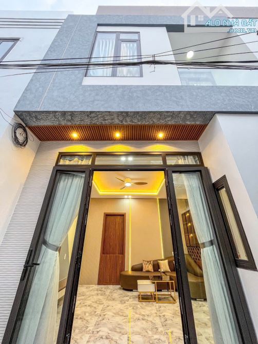 Nhà Trệt Lầu Mới hẻm 160 đường Tầm Vu - Gần trường Cao đẳng Cần Thơ, P.Tân An