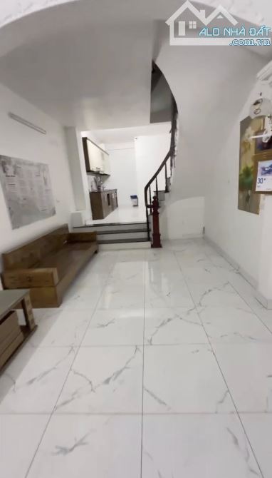 Cho thuê nhà Mễ Trì Thượng, Nam Từ Liêm 50m x 4t, full đồ giá 18 triệu, ở và  kinh doanh