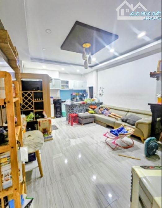 94 M2 - 3 TẦNG - 9.9 TỶ - XE HƠI VÀO NHÀ - ÂU DUONG LÂN Q.8 TP.HCM