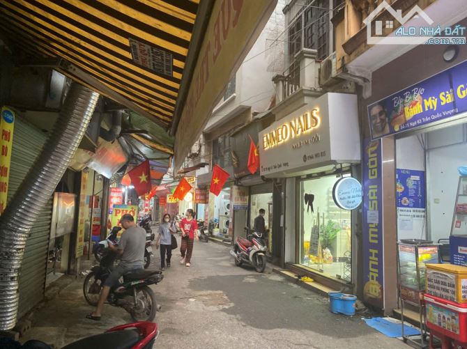 Bán nhà mặt ngõ Phố Nguyễn Khánh Toàn, 76m2, 5 tầng, MT 5m, kinh doanh, nhỉnh 12 tỷ (hiếm)