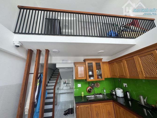 Toà căn hộ 5 tầng 18 phòng full nội thất có thang máy DT 90 m vuông ngang 5,5 giá  1 1 ty