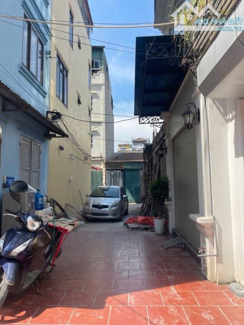 Bình Minh – TT Trâu Quỳ 30.1m² 4.8 tỷ – Nhà cực đẹp, ô tô đỗ cửa, duy nhất còn sót lại