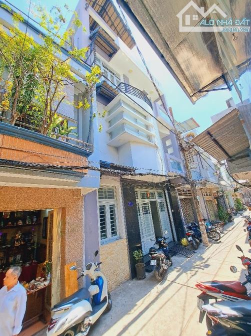 NHÀ ĐẸP 4 TẦNG 92M2(6.5X15)-HẺM 5M LÒ GỐM-GIÁ 12 TỶ