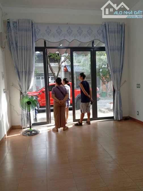 🔥 Nhà 2 tầng đường Lê Thiệt . Hoà Minh - Diện tích : 72m2 ngang 4m5 - Hướng đông bắc