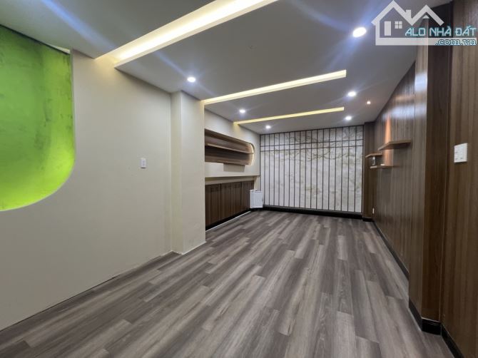 BÁN NHÀ MẶT TIỀN KD NGUYỄN TRỌNG TUYỂN - 5 TẦNG -  PHÚ NHUẬN  - 62M2 - 18 TỶ