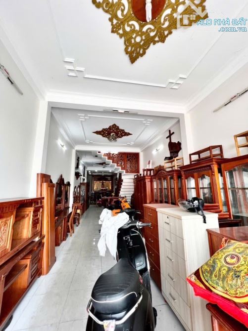 MẶT TIÊN KINH DOANH TÂN KỲ TÂN QUÝ- 97M2-2 TẦNG - NỞ HẬU - GIÁ 17 TỶ