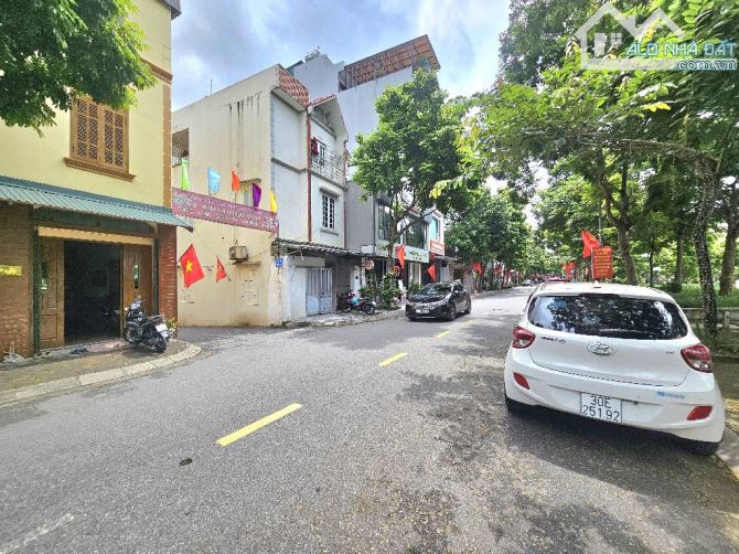 Siêu hiếm! Đất vàng phố Kẻ Tạnh - Long Biên, 7 chỗ ngủ trong đất ngõ oto tránh chỉ nhỉnh 8