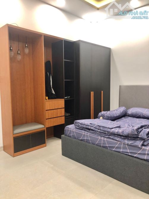 Hẻm 5m Nguyễn Trãi Q5 ( 3.7 * 13 ) 3 Lầu 10 Tỷ