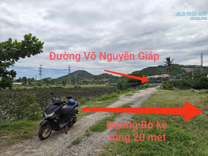 Bán đất mặt tiền bờ kè sông Tắc Nha Trang - đường oto rộng 20 mét