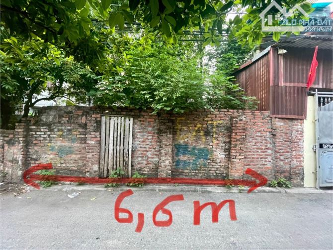 137 m2/16.5 tỷ/6.6 M tiền/ Ô tô chánh/ Long Biên