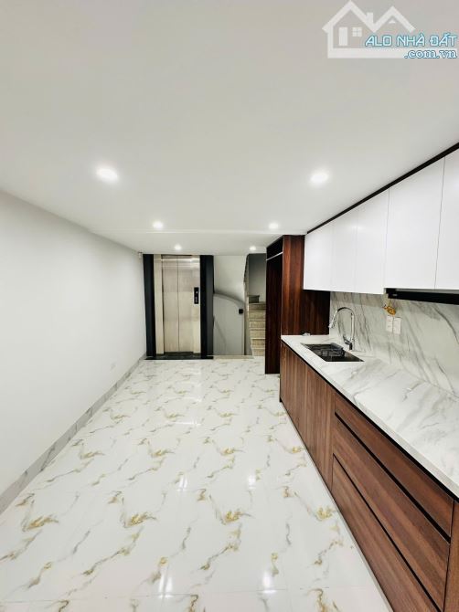 BÁN NHÀ TRUNG LIỆT-CỰC PHẨM ĐỐNG ĐA -PHỐ VIP -6T THANG MÁY-Ô TÔ-KD