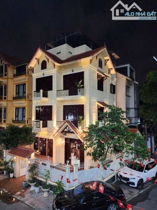 BIỆT THỰ LÔ GÓC MẶT TIỀN 22M – TRUNG TÂM MỸ ĐÌNH – KHU CÁN BỘ QUAN CHỨC GIÁ ĐẦU TƯ