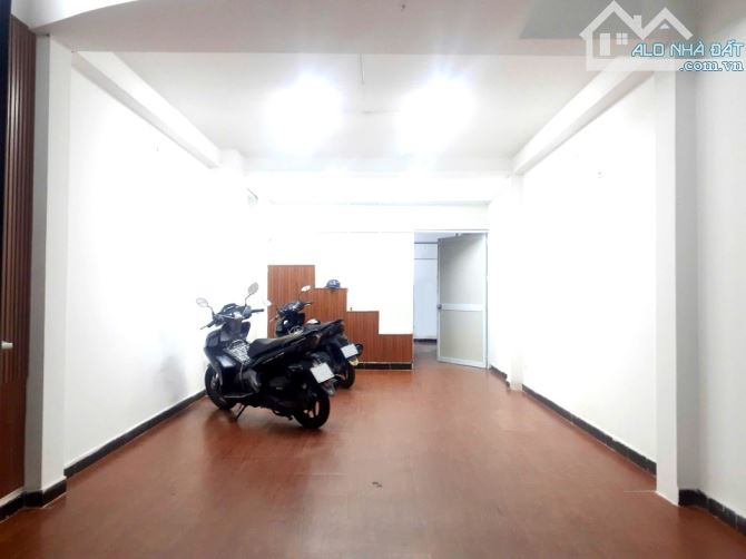 Cho thuê mặt bằng Đinh Bộ Lĩnh, Bình Thạnh – giá chỉ 9.8 triệu/tháng