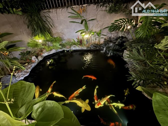 Siêu Phẩm Tư Đình/ 22.8 tỷ/97/115 M2 nhà 6 Tầng Thang máy