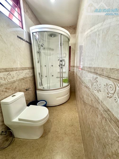 BIỆT THỰ SÂN VƯỜN 443M2 - 50TR/M2