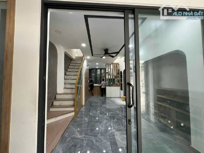 Chính chủ bán gấp nhà 2 tầng - (44m 2) ngay p8 Nguyễn văn khối gv 5,3 tỷ